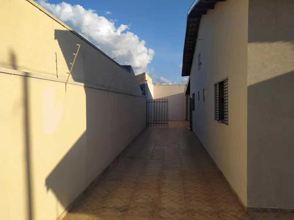 Casa à venda com 2 quartos, 80m² - Foto 6