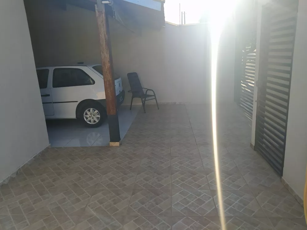 Casa à venda com 2 quartos, 80m² - Foto 4