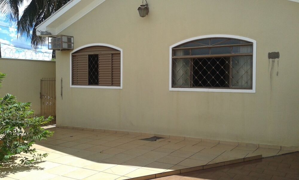 Casa, 3 quartos, 253 m² - Foto 2
