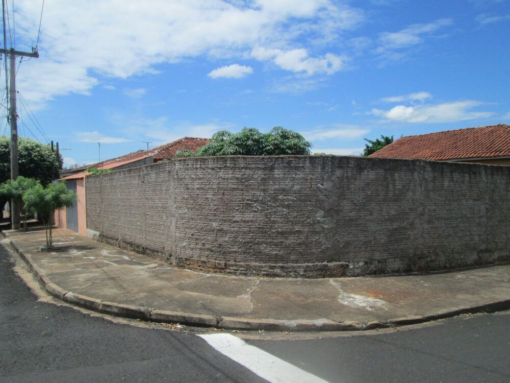 Casa à venda com 2 quartos, 261m² - Foto 4