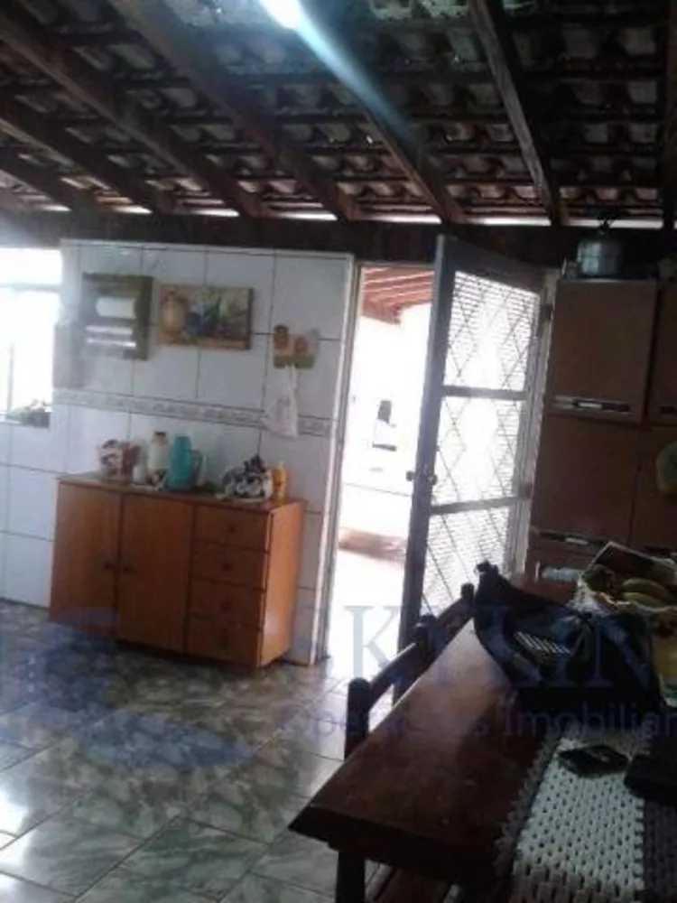 Casa à venda com 3 quartos - Foto 3