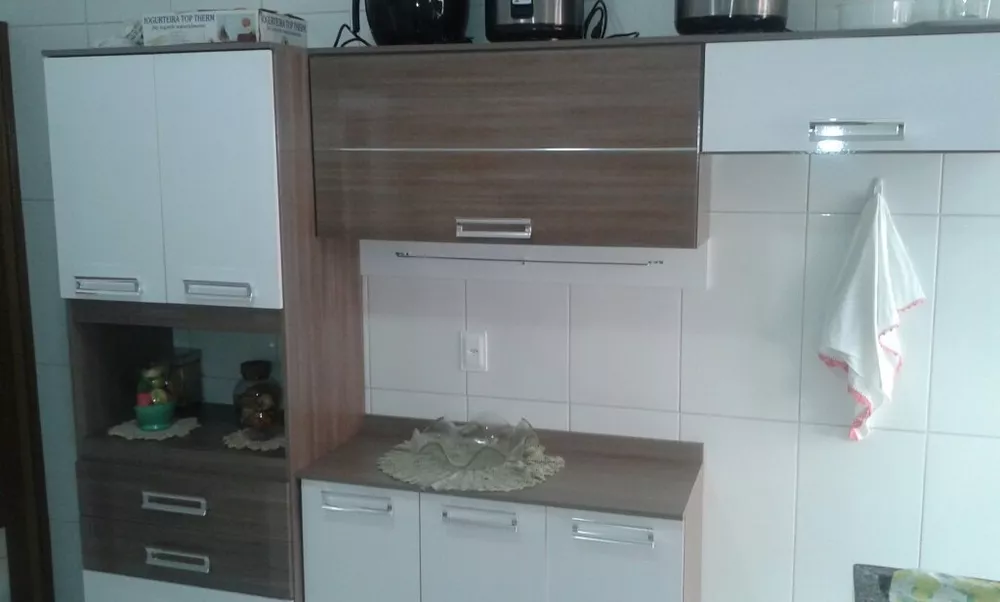 Apartamento à venda com 2 quartos, 80m² - Foto 2