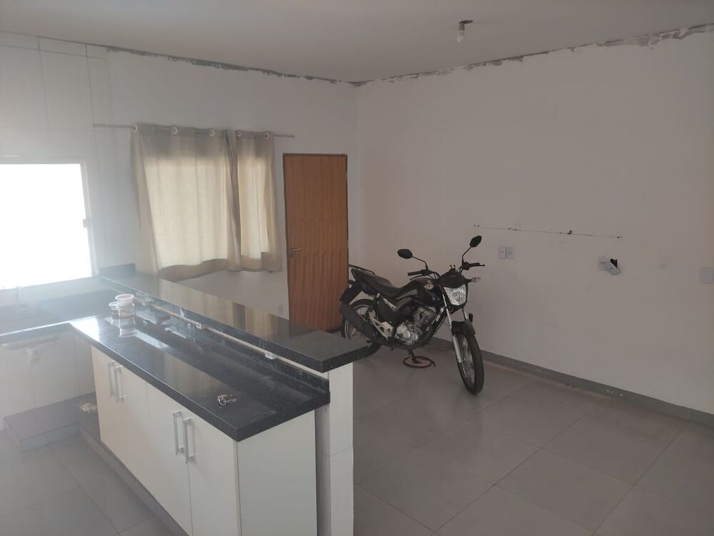 Casa, 1 quarto, 84 m² - Foto 1