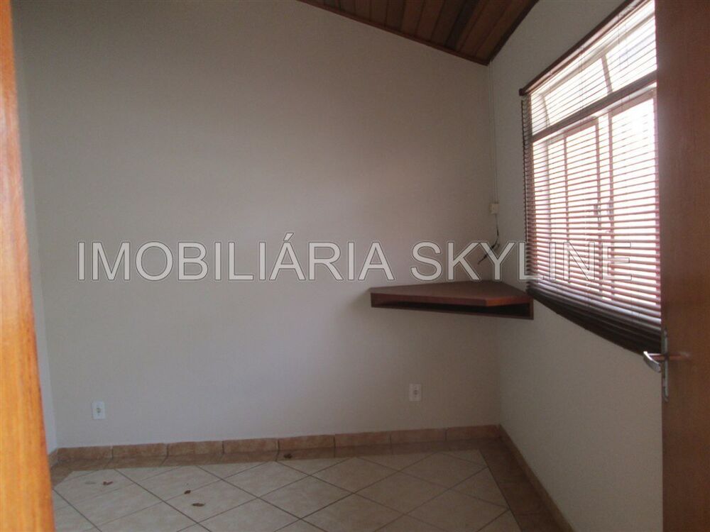 Casa, 3 quartos, 300 m² - Foto 8