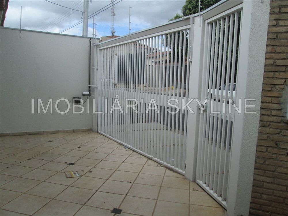 Casa, 3 quartos, 300 m² - Foto 1