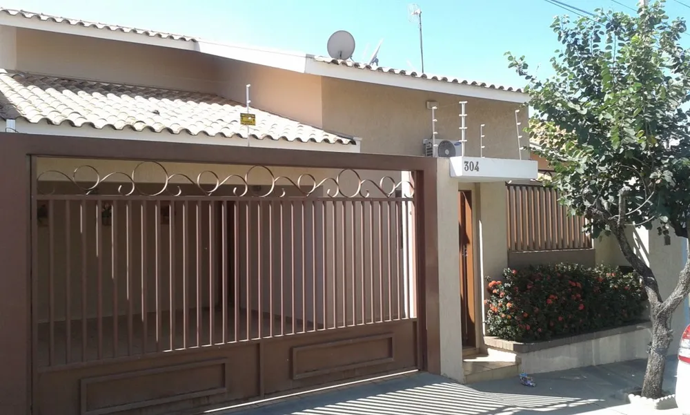 Casa, 3 quartos - Foto 1