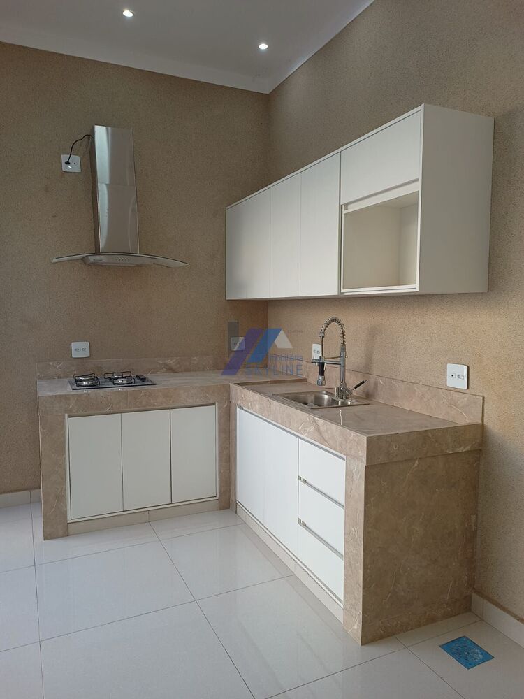 Casa, 3 quartos, 245 m² - Foto 3