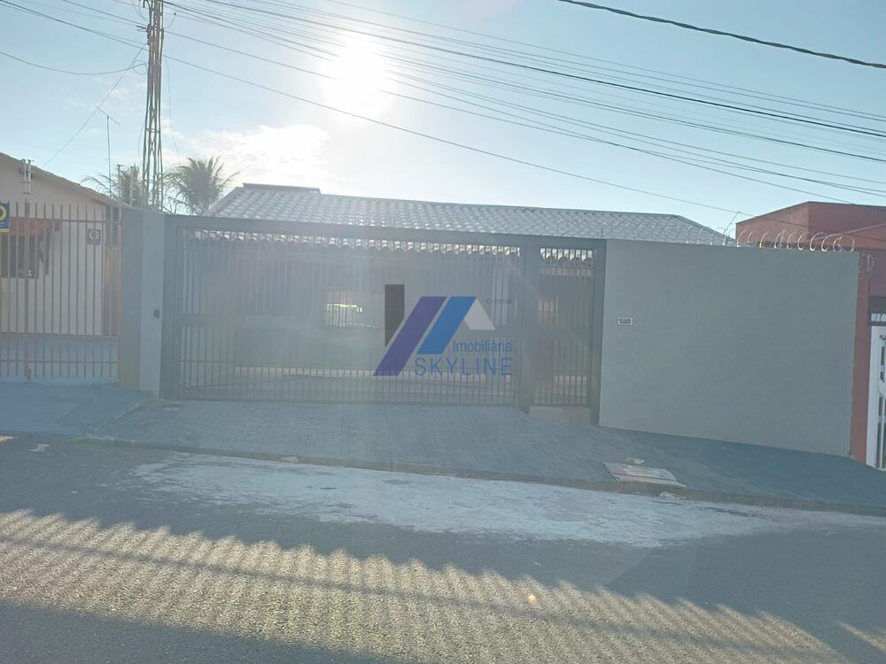 Casa, 3 quartos, 245 m² - Foto 2