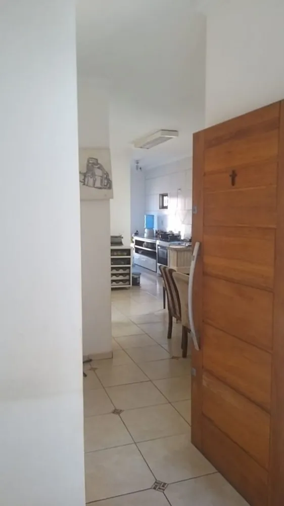 Casa, 3 quartos, 200 m² - Foto 4