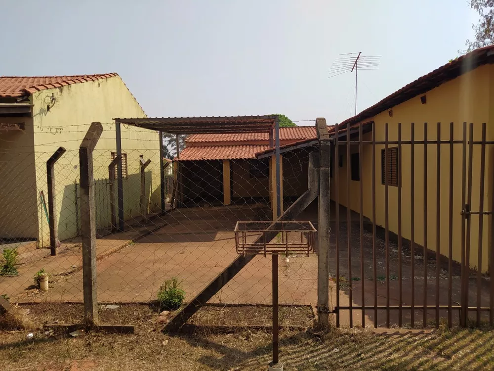 Fazenda à venda com 2 quartos, 60m² - Foto 3