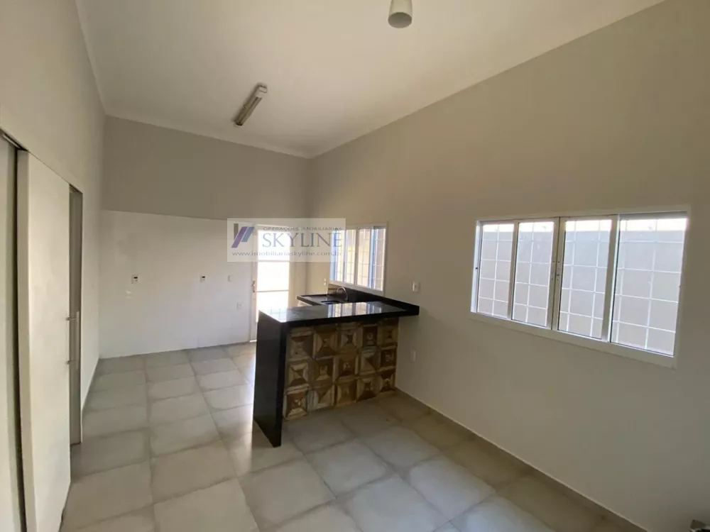 Casa à venda com 3 quartos, 200m² - Foto 4