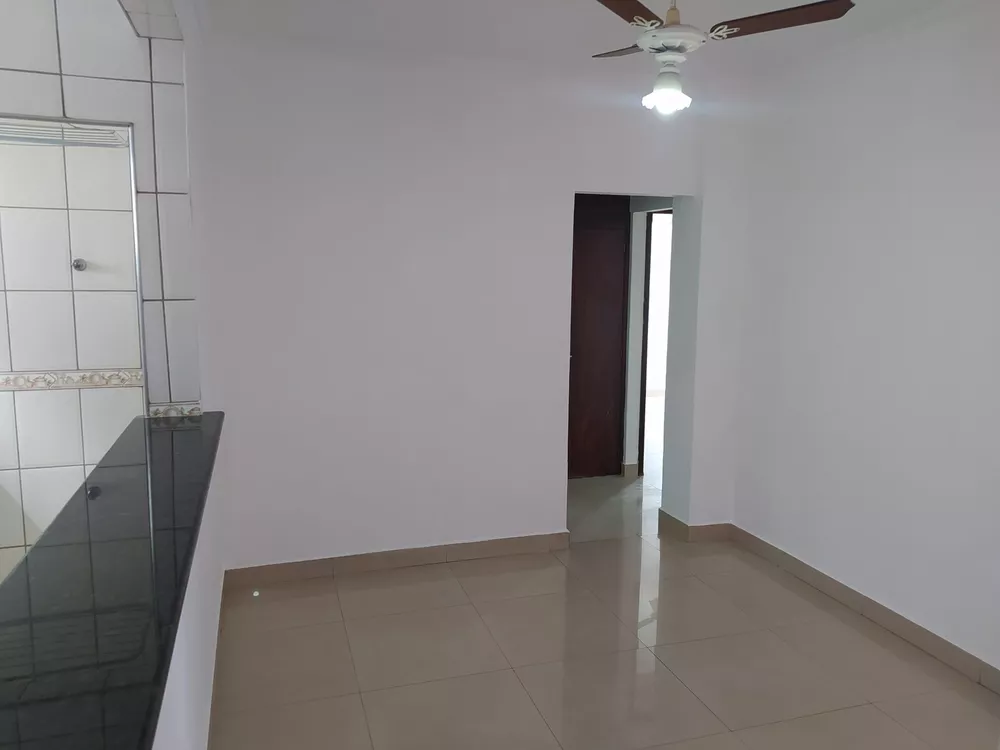 Apartamento à venda com 3 quartos - Foto 6