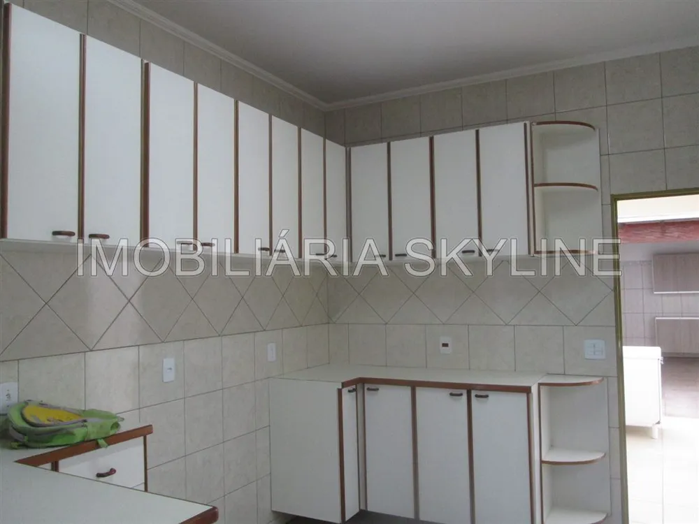 Casa, 3 quartos, 200 m² - Foto 3