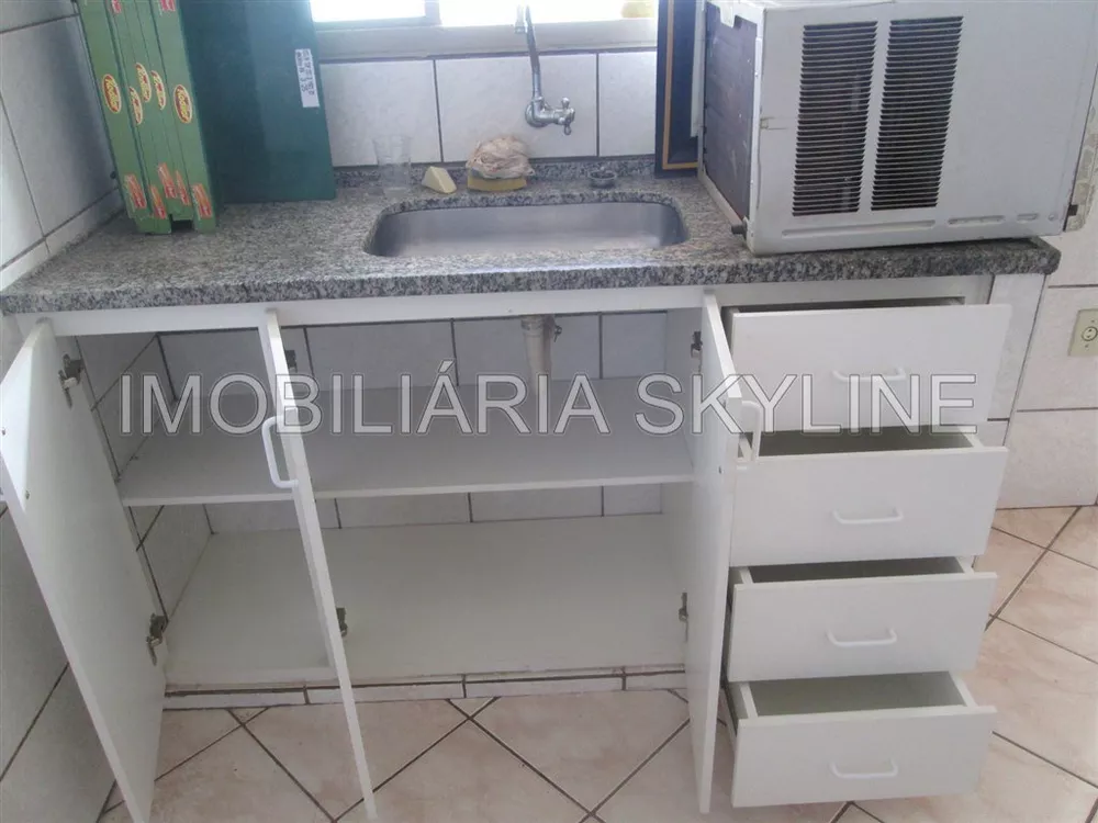 Apartamento à venda com 2 quartos, 50m² - Foto 2