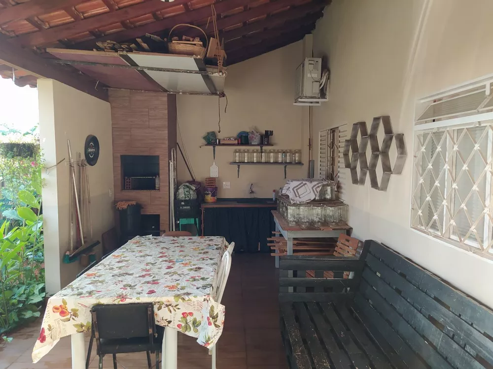 Casa à venda com 3 quartos, 140m² - Foto 4