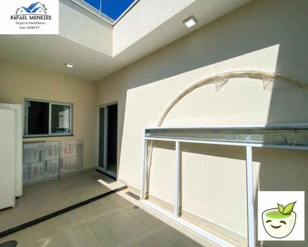 Casa à venda com 3 quartos, 105m² - Foto 4