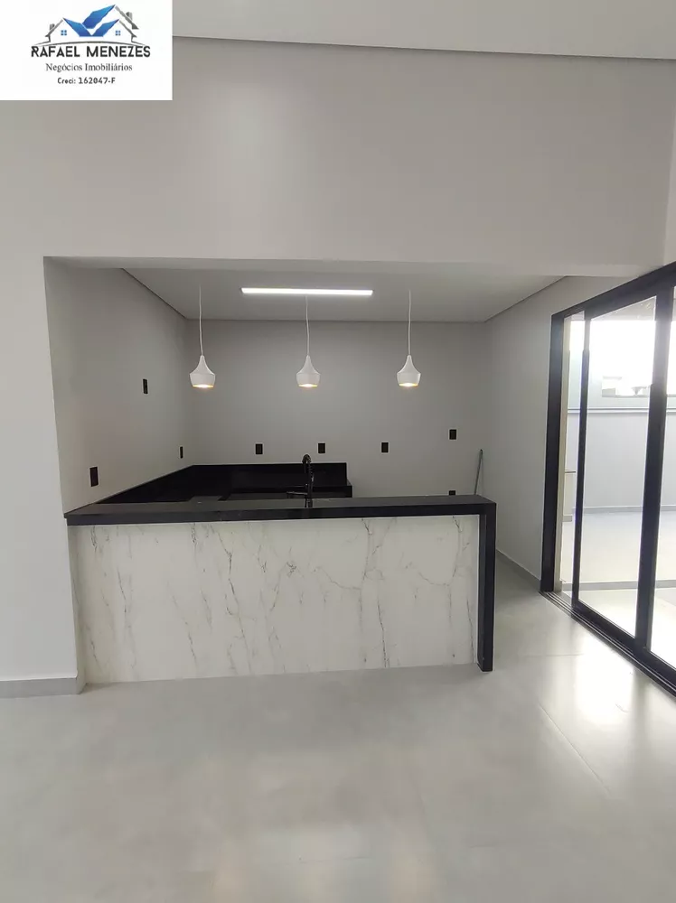 Casa à venda com 3 quartos, 163m² - Foto 3