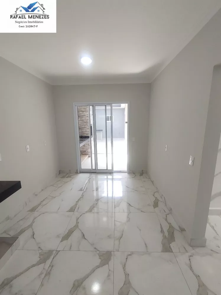 Casa à venda com 3 quartos, 115m² - Foto 4