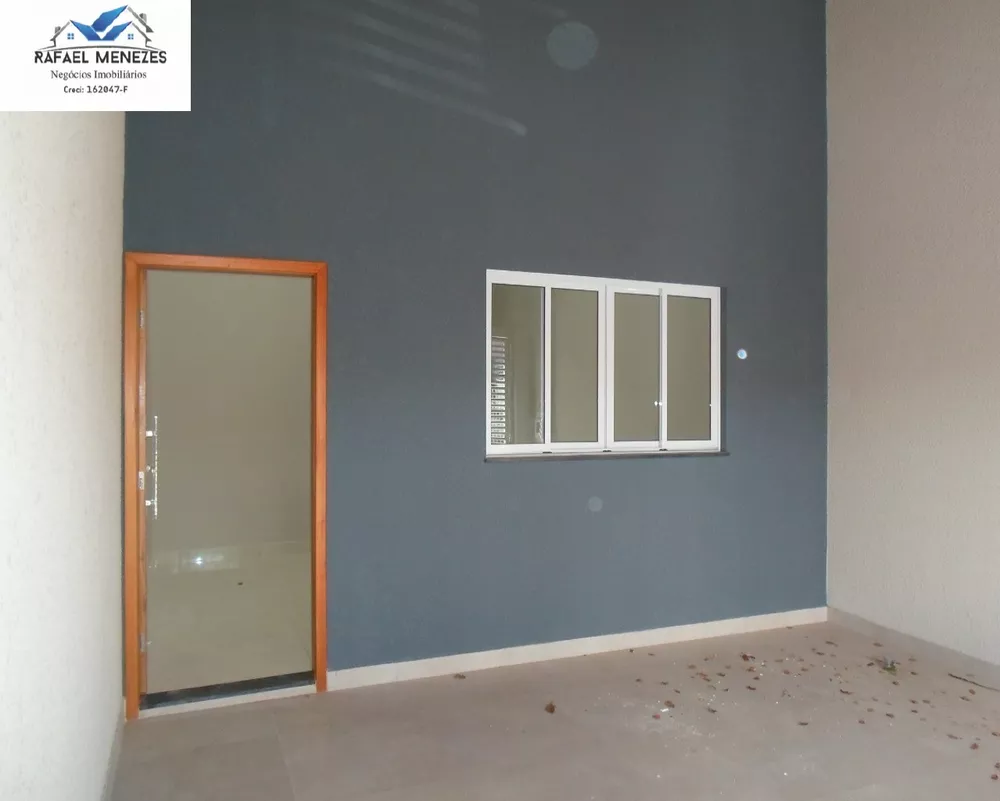 Casa à venda com 3 quartos, 115m² - Foto 1