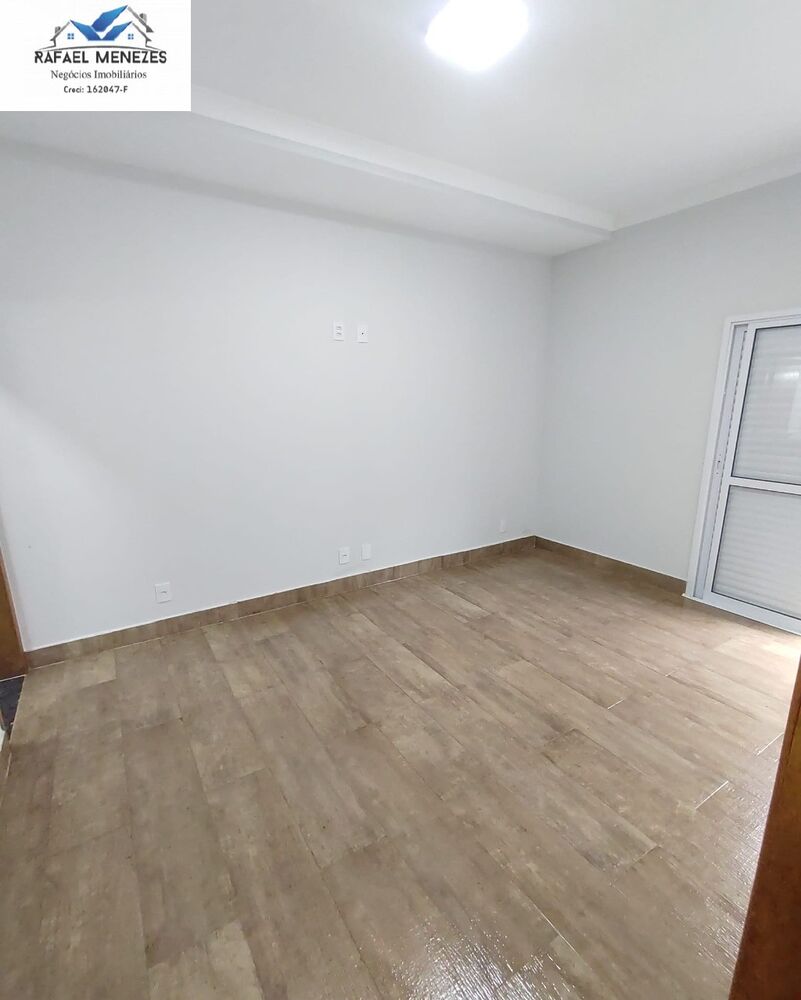 Casa à venda com 3 quartos, 130m² - Foto 3