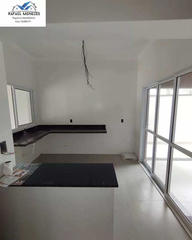 Casa à venda com 3 quartos, 130m² - Foto 3