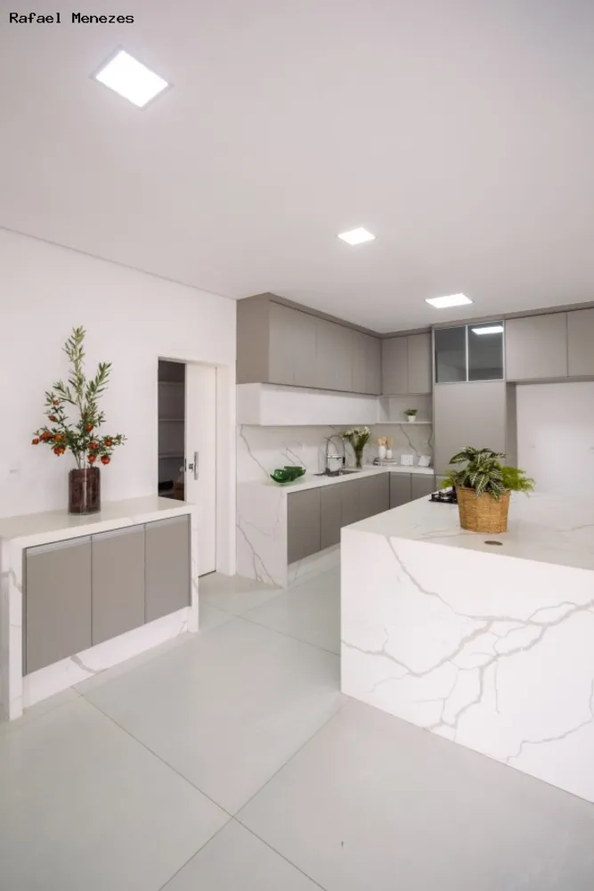 Sobrado, 3 quartos, 328 m² - Foto 14