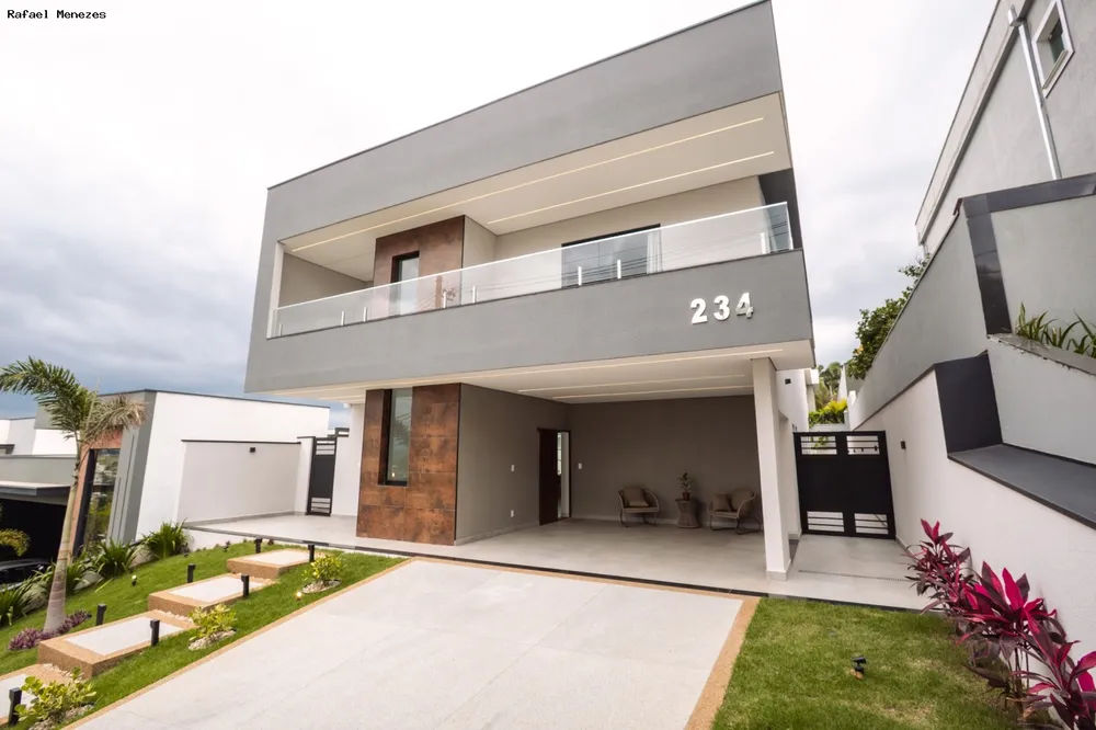 Sobrado, 3 quartos, 328 m² - Foto 1