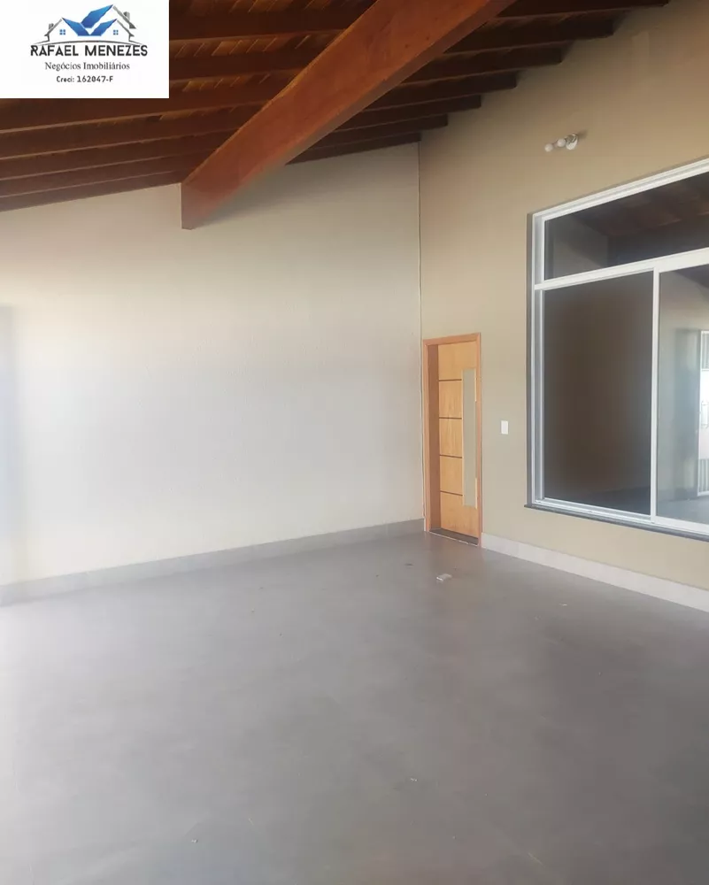 Casa à venda com 3 quartos, 130m² - Foto 1