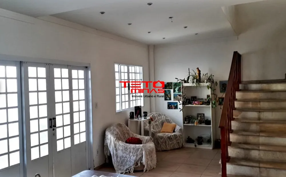 Casa, 4 quartos, 360 m² - Foto 1