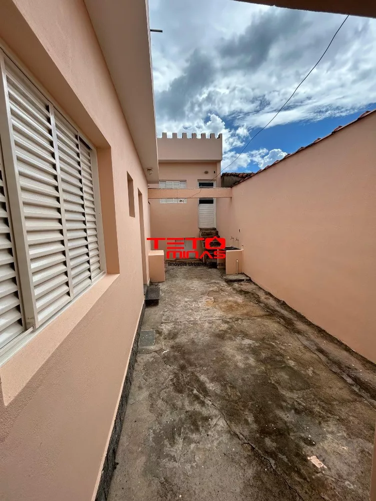 Casa, 4 quartos - Foto 2