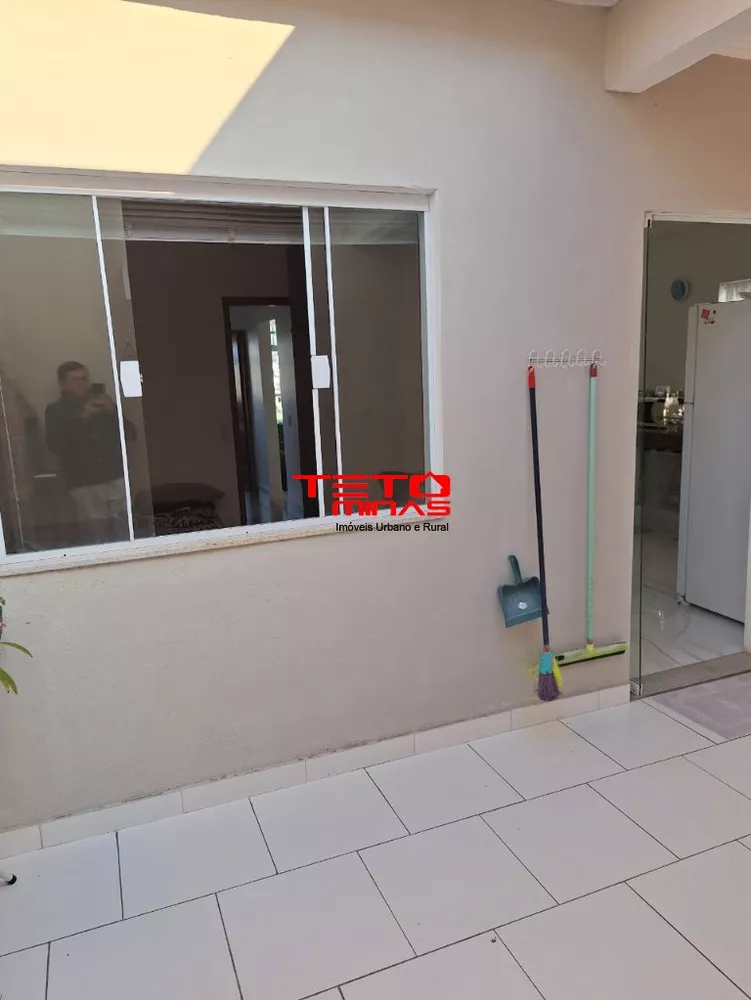 Casa, 3 quartos, 178 m² - Foto 2