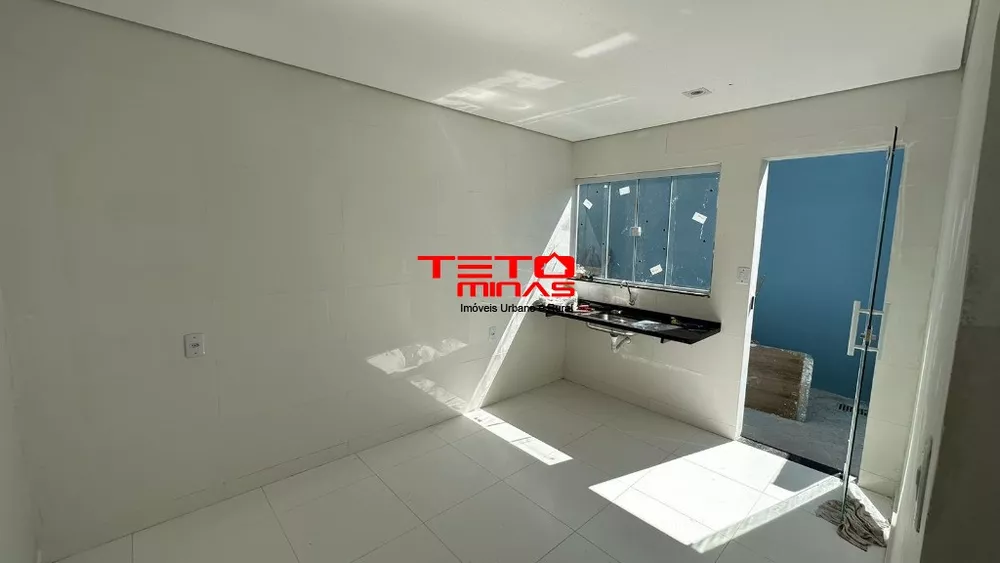 Casa, 2 quartos, 250 m² - Foto 1