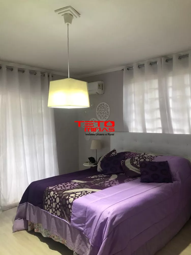 Casa, 4 quartos, 354 m² - Foto 1