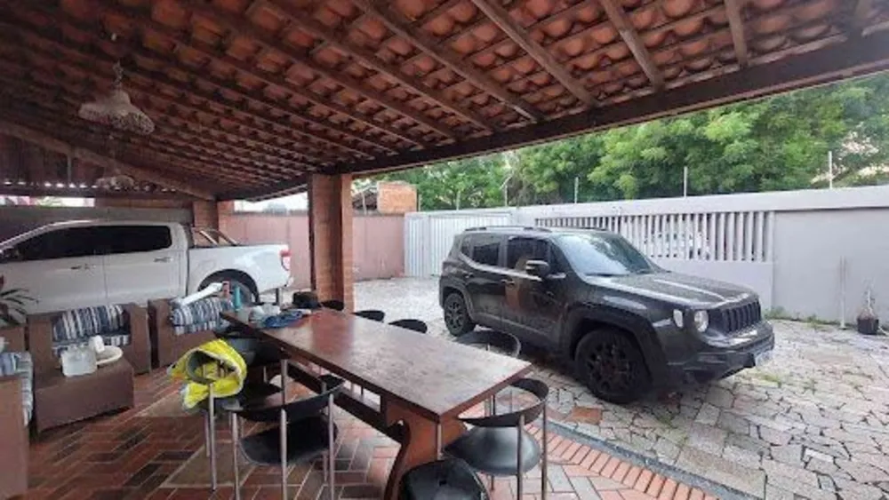 Casa, 4 quartos, 520 m² - Foto 1