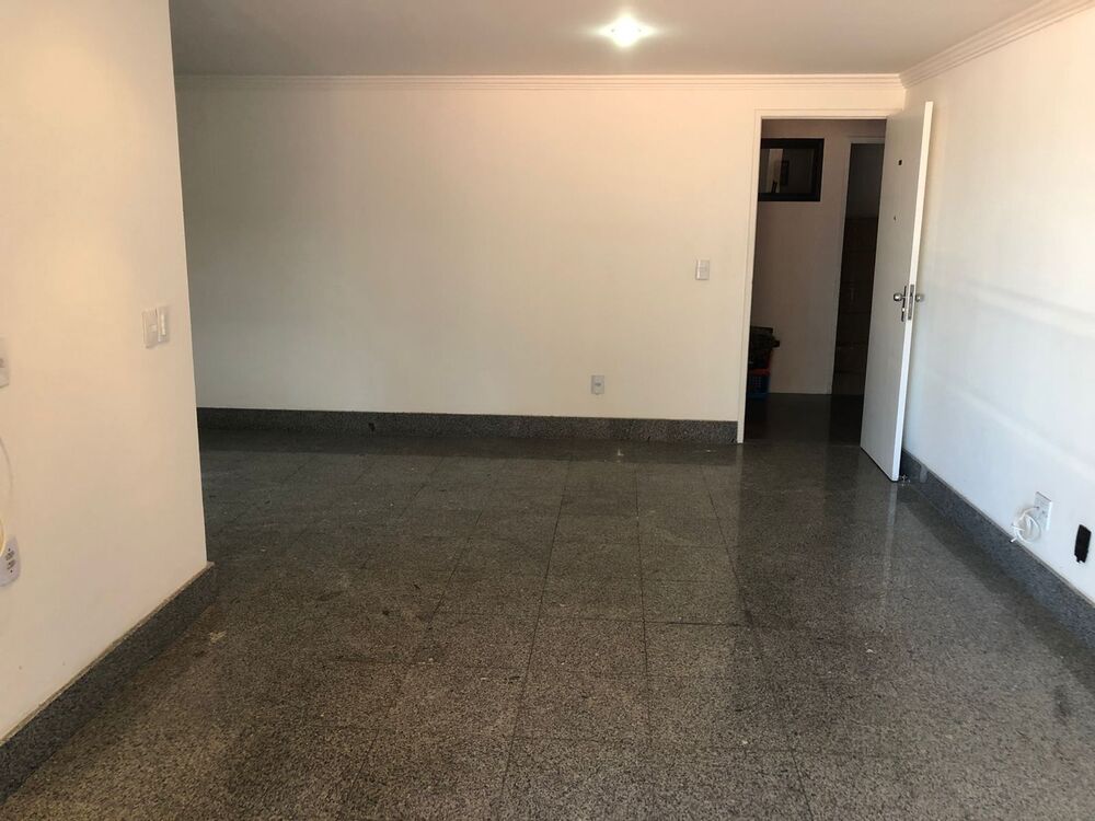 Apartamento à venda com 3 quartos, 130m² - Foto 9