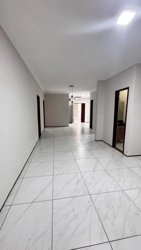 Casa, 3 quartos, 250 m² - Foto 10