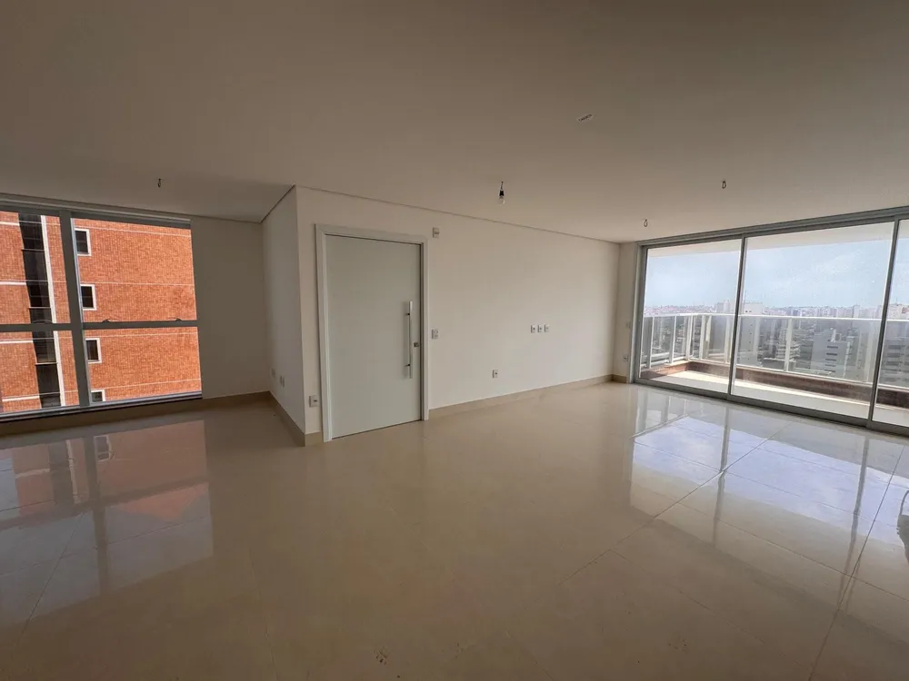 Apartamento, 3 quartos, 140 m² - Foto 1