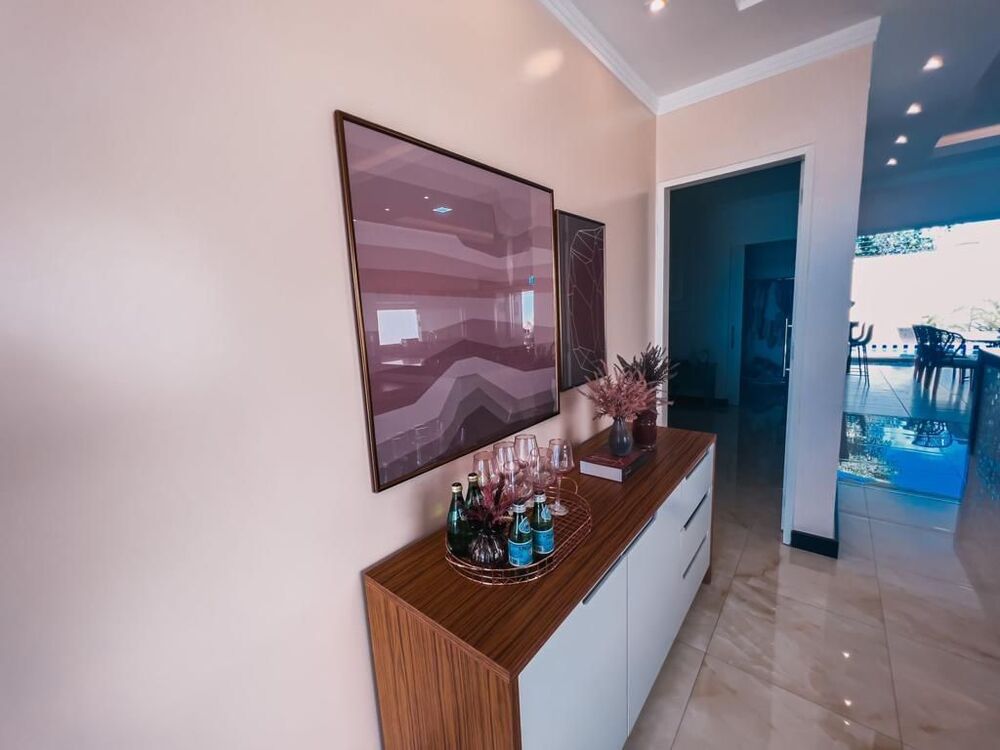 Casa de Condomínio à venda e aluguel com 3 quartos, 168m² - Foto 2