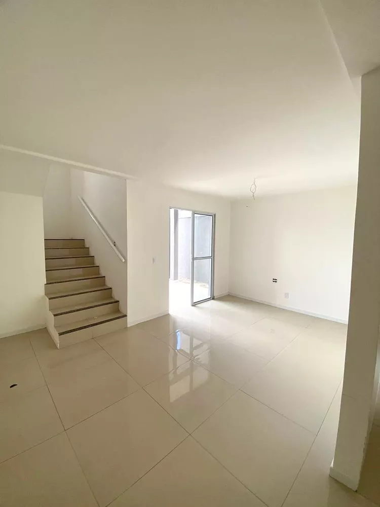 Casa, 3 quartos, 100 m² - Foto 2