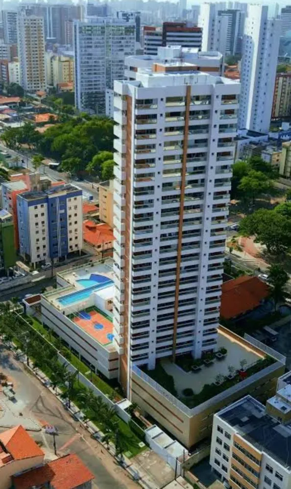 Apartamento, 3 quartos, 208 m² - Foto 2