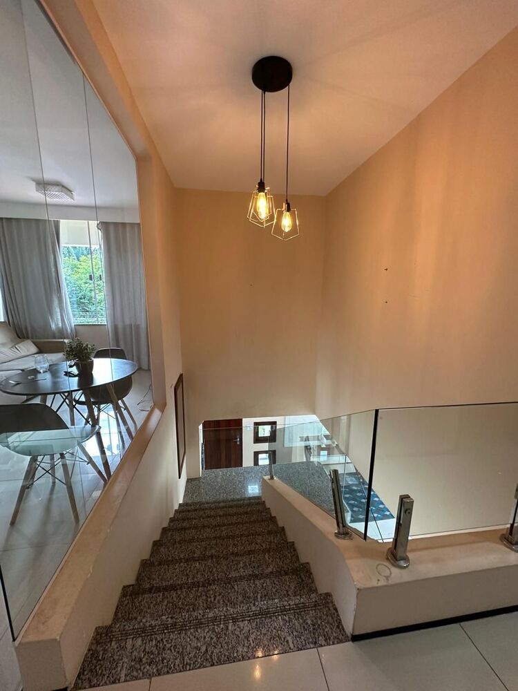 Casa de Condomínio à venda com 4 quartos, 297m² - Foto 8