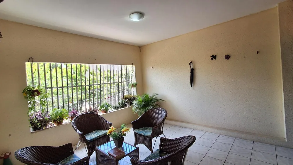 Casa, 5 quartos, 286 m² - Foto 2