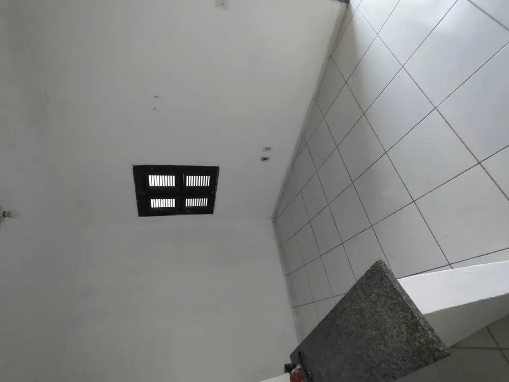 Casa, 1 quarto, 180 m² - Foto 2