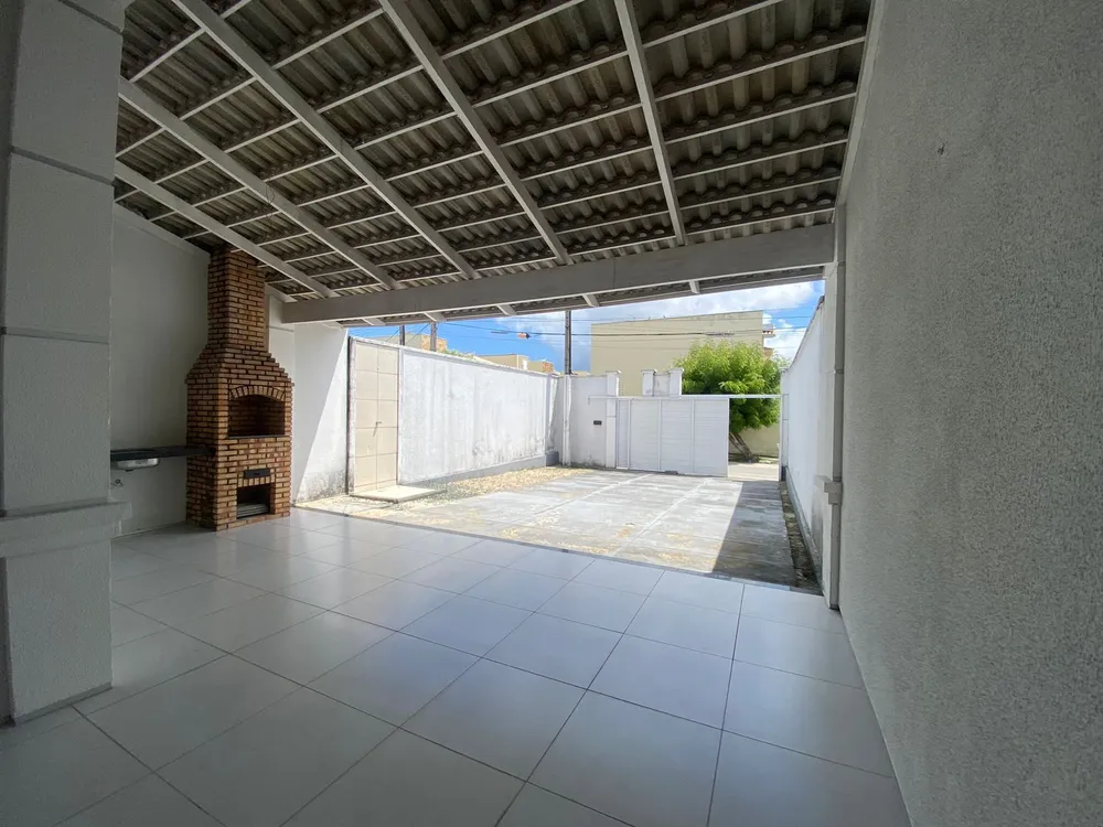 Casa, 3 quartos, 175 m² - Foto 2