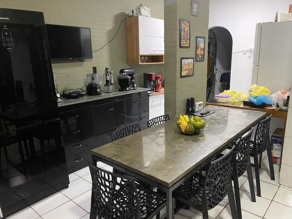 Casa, 4 quartos, 190 m² - Foto 1