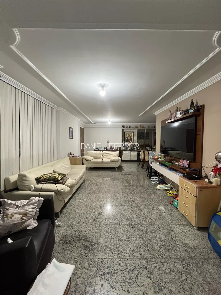 Apartamento, 4 quartos, 224 m² - Foto 2