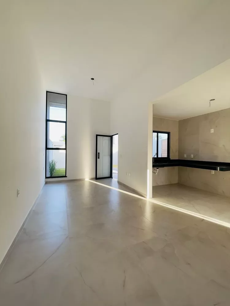 Casa, 3 quartos, 90 m² - Foto 1