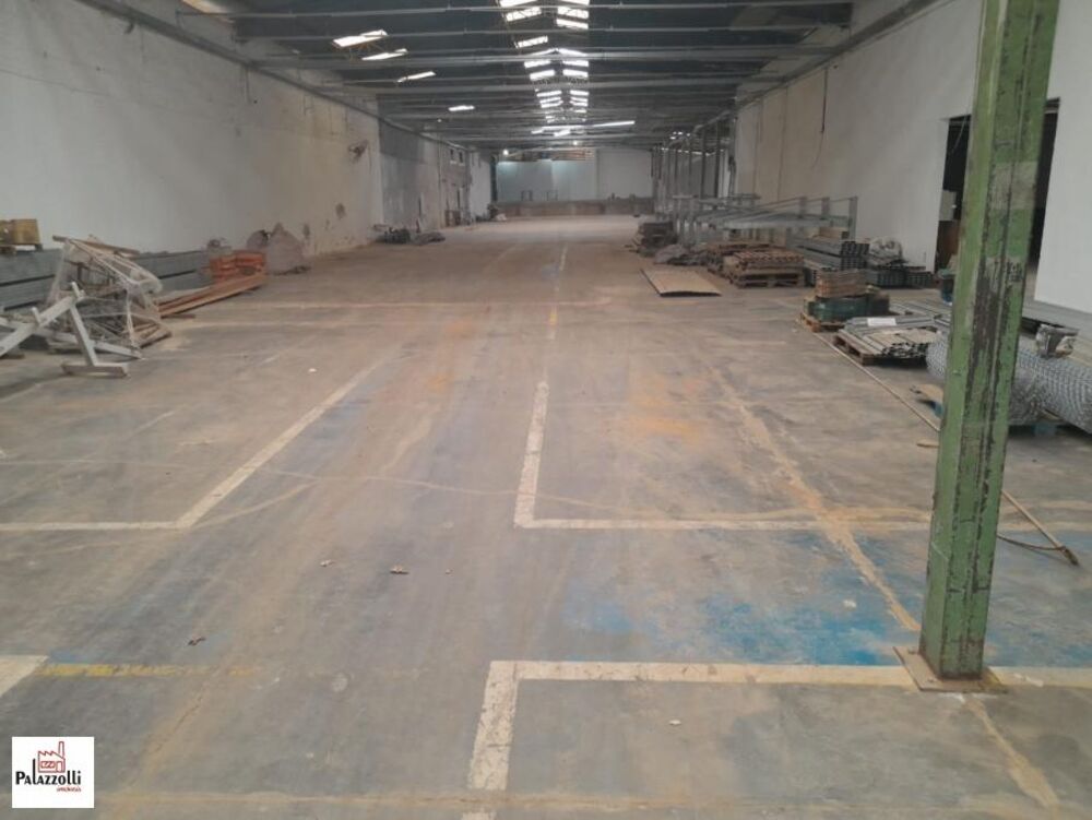 Depósito-Galpão-Armazém para alugar, 2500m² - Foto 4