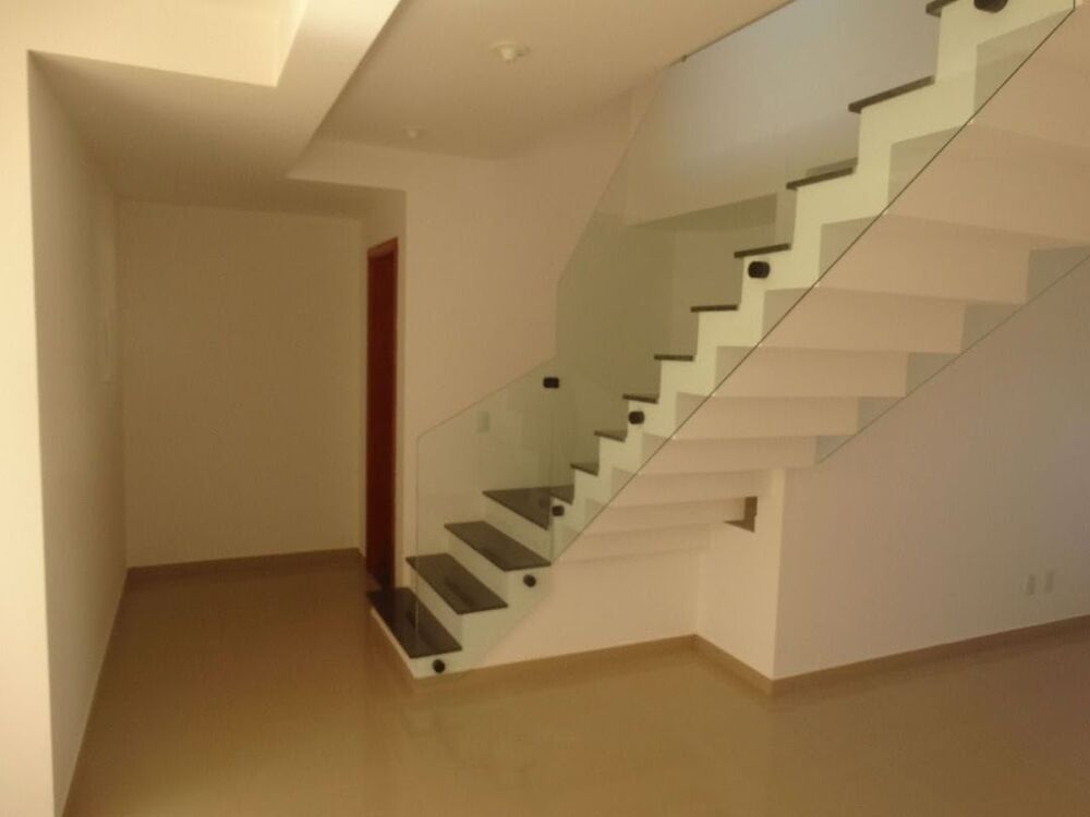 Casa à venda com 3 quartos, 120m² - Foto 10