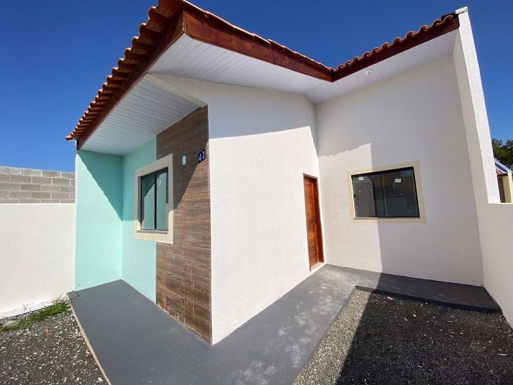 Casa à venda com 3 quartos, 65m² - Foto 2